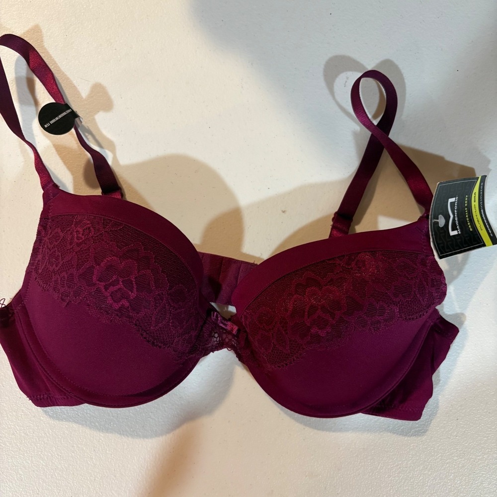 Maidenform Basically Sexy Push Up Bra 38B Burgundy Lace Trim SE5757